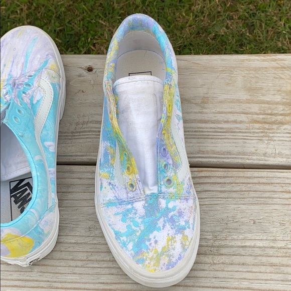 Vans - Picture 6 of 8